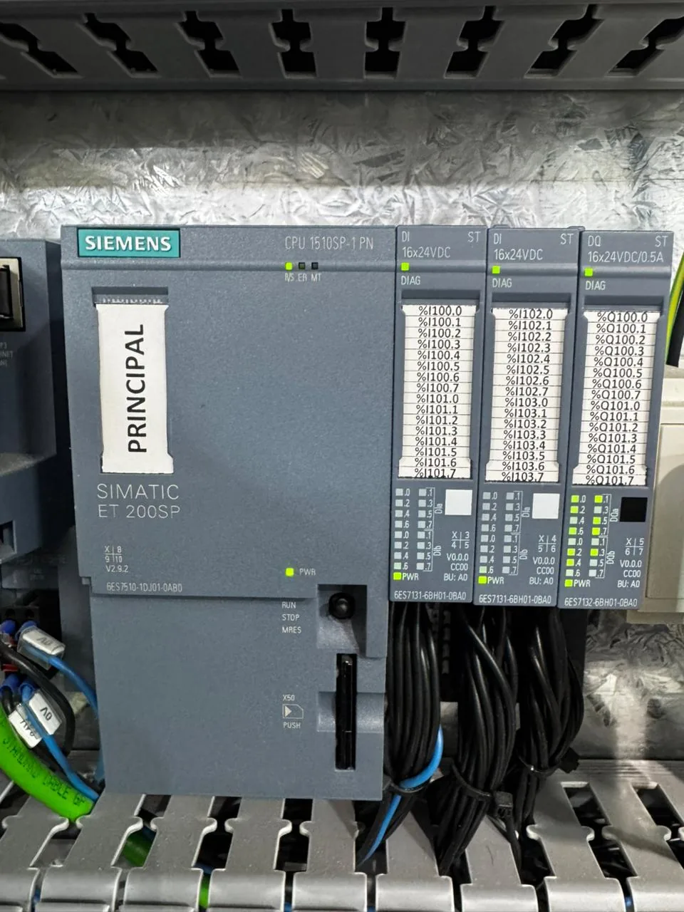 Tablero principal con PLC Siemens ET 200SP